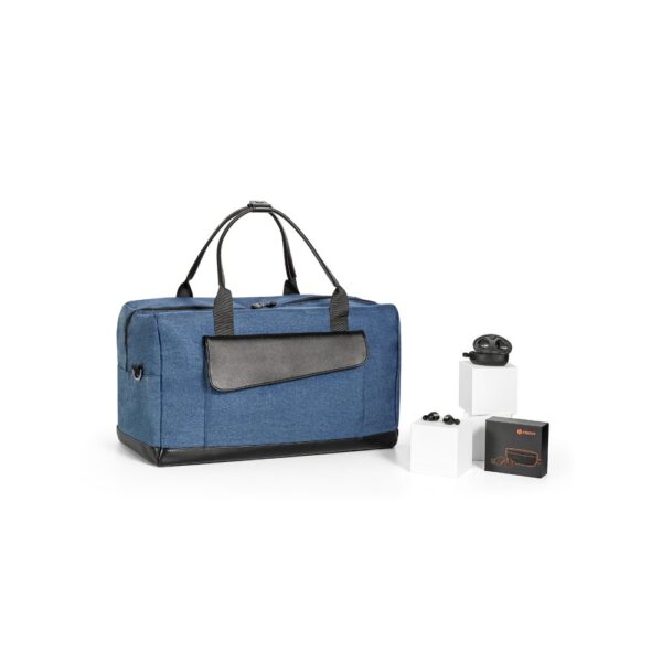KIT TRAVEL. Das Travel Kit wurde entwickelt, um alles, was Sie für Ihre Reisen benötigen, geräumig zu verstauen - blau