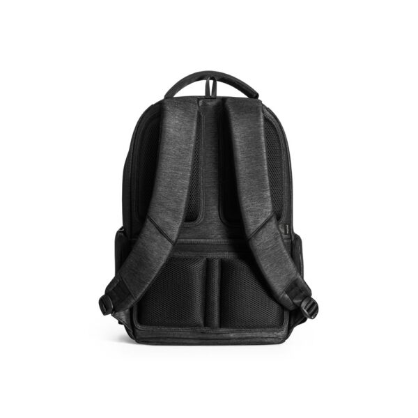 RE-BOSTON. Wasserdichter Laptop-Rucksack aus recyceltem Nylon in 2 Farben mit Fach aus 210D recyceltem Polyester