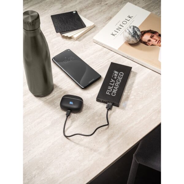 DOROTHY 10. Powerbank 10'000 mAh aus Recyceltes aluminium (100 % rAL)